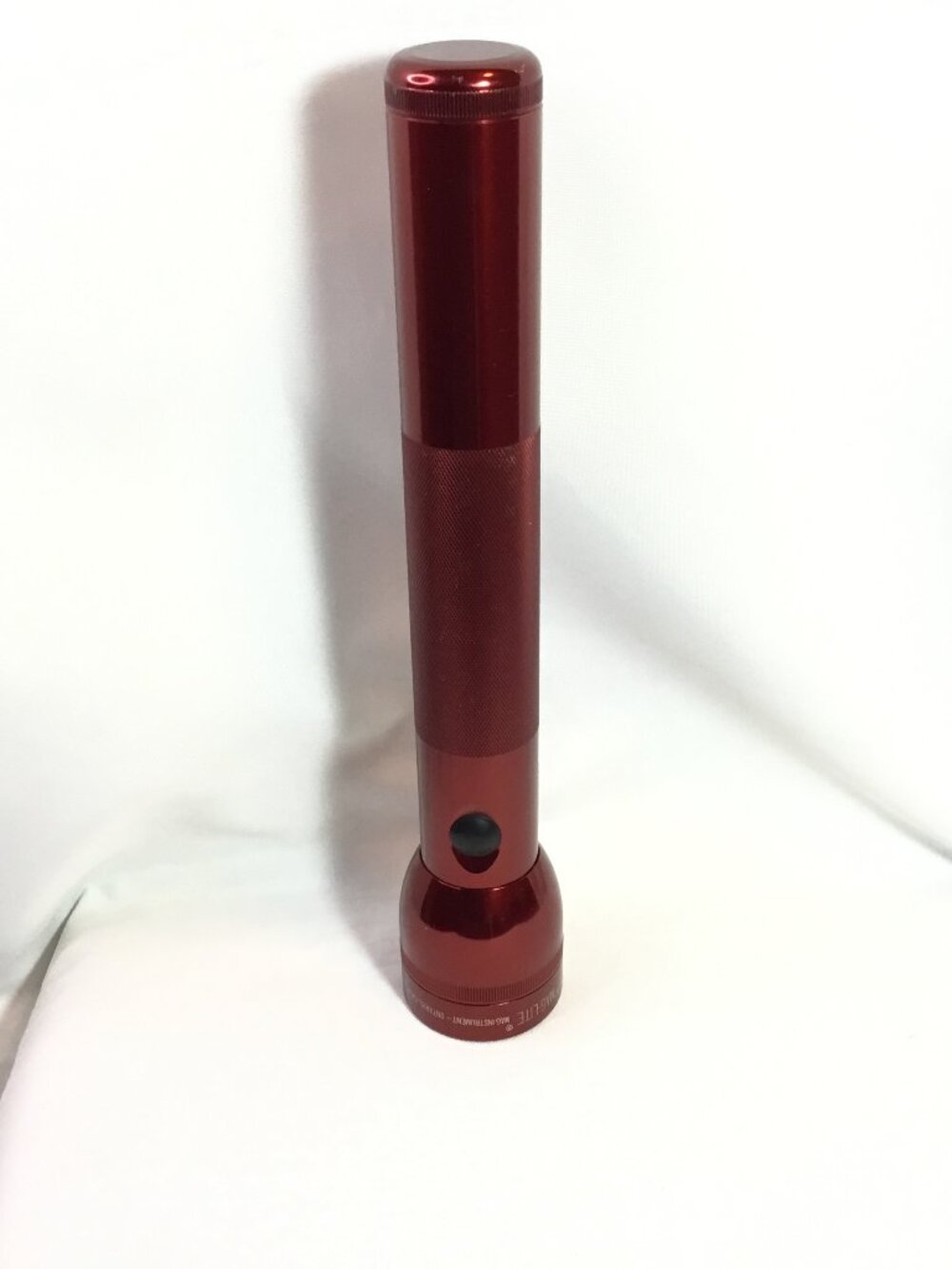 Vintage original MAG-LITE 12" RED flashlight 3D WORKS